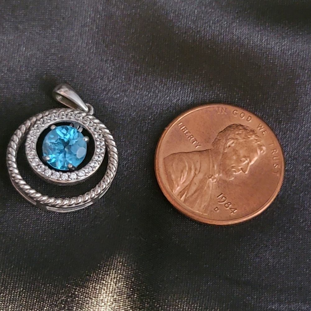 Blue topaz pendant